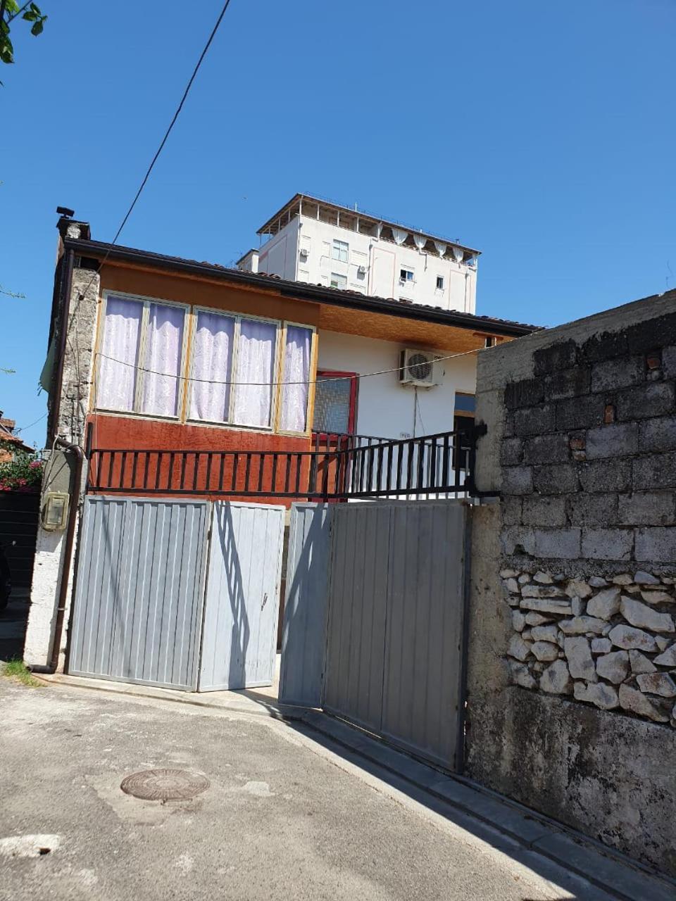 Maison d'hôtes Nazmir's Shkodër